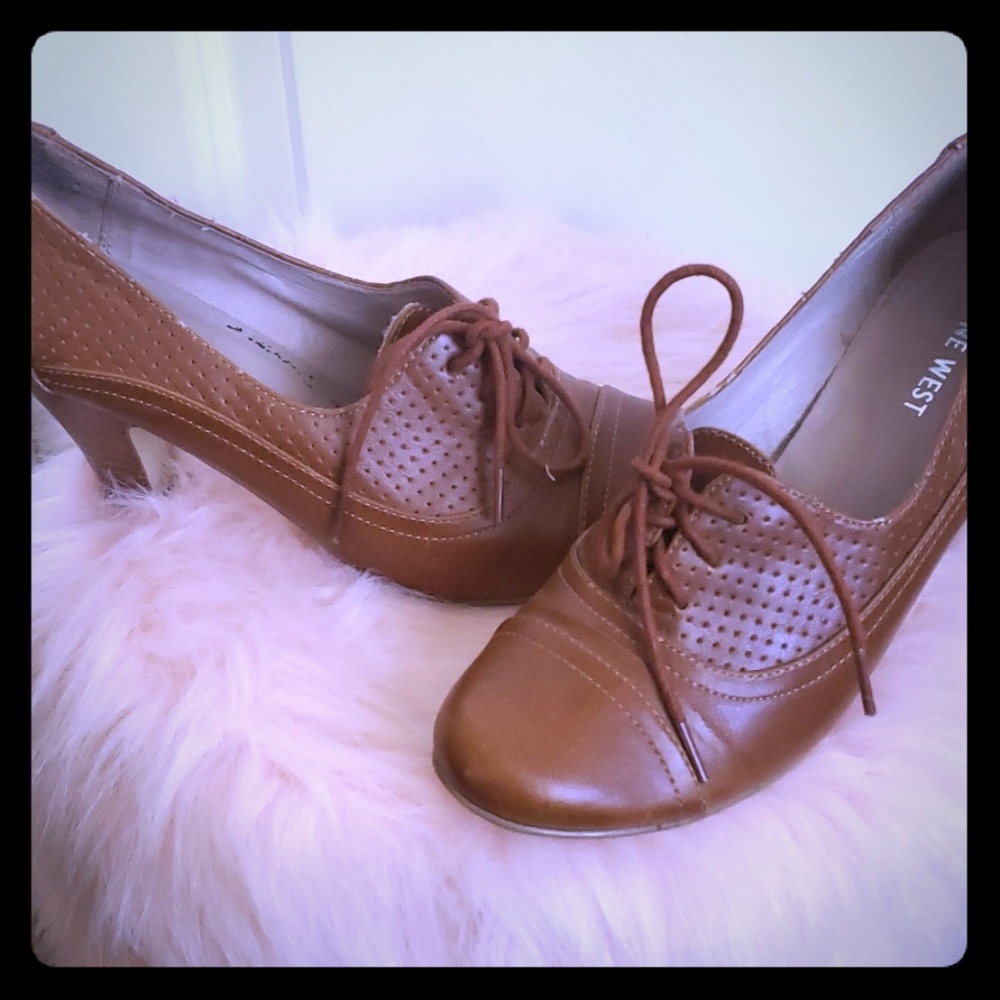 Nine West Picola brown oxford heels